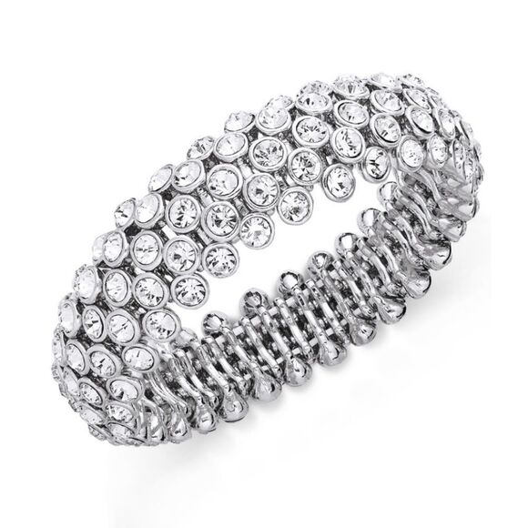 Nordstrom Jewelry - Rhinestone stretchy bracelet